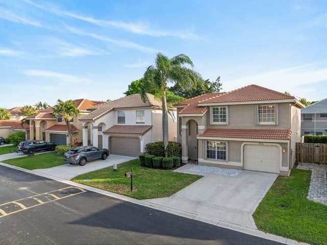 10210 Breezeway Place, sold in Hillsboro Country Club, Boca Raton, FL