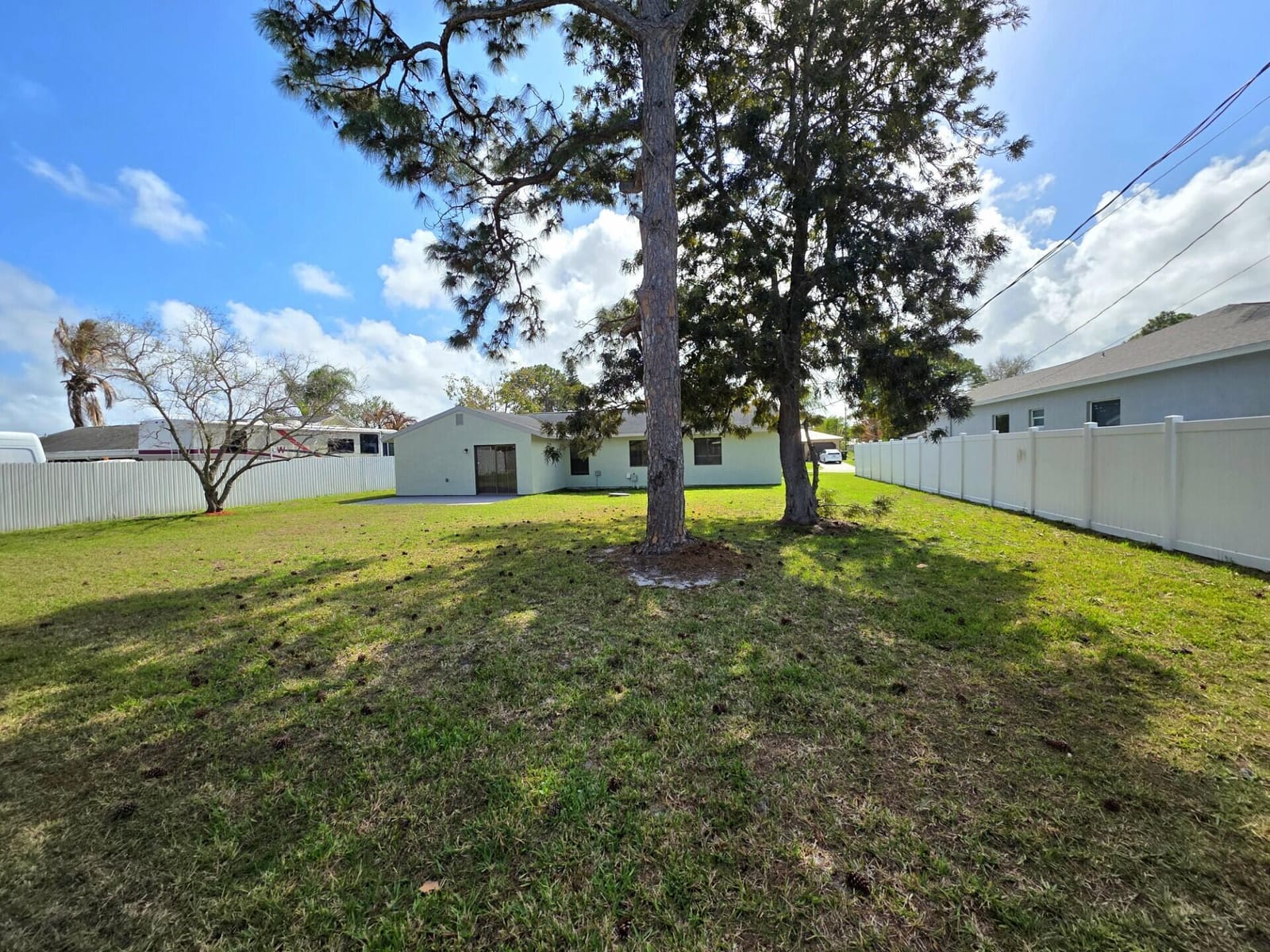 2197 SE Genoa Street — photo 2