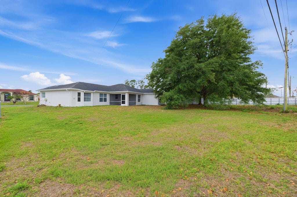 2316 SW Abalon Circle, Port St. Lucie, FL 34953 photo 4