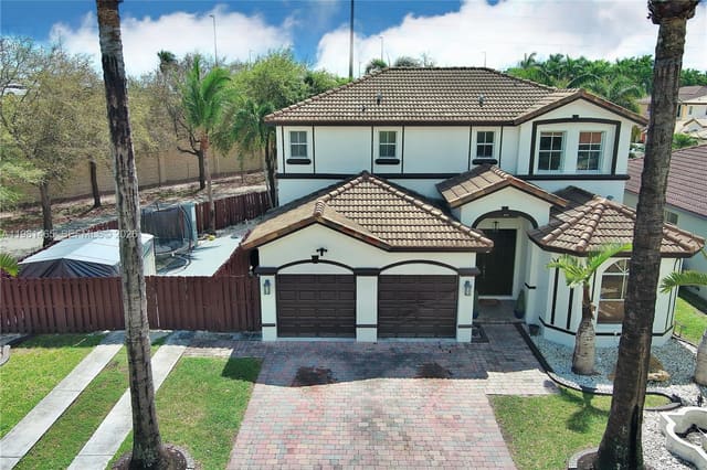 10816 SW 247th Street, sold in Villas Del Campo Sub, Homestead, FL