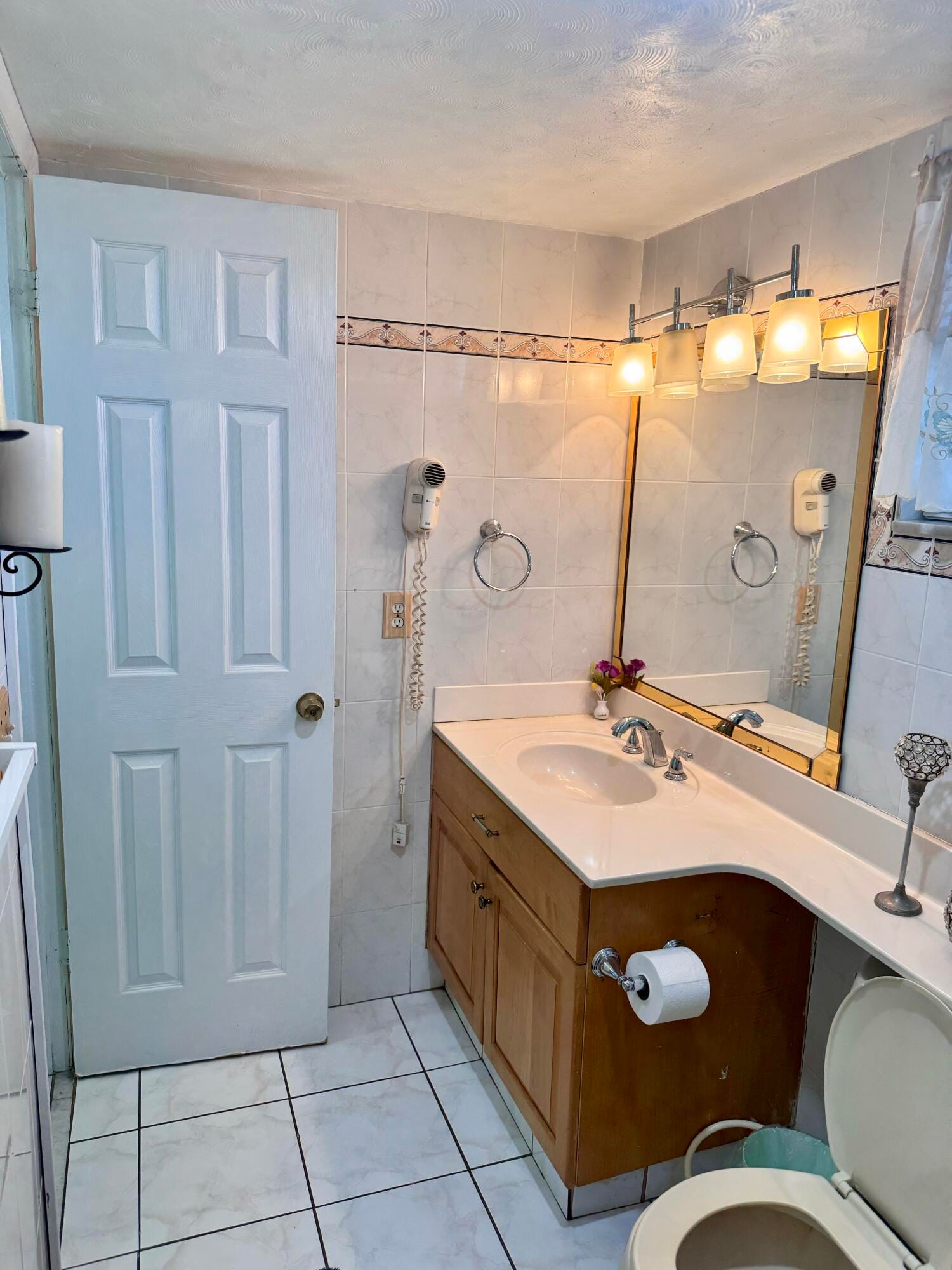 715 Lori Drive 302, Palm Springs, FL 33461 photo 7