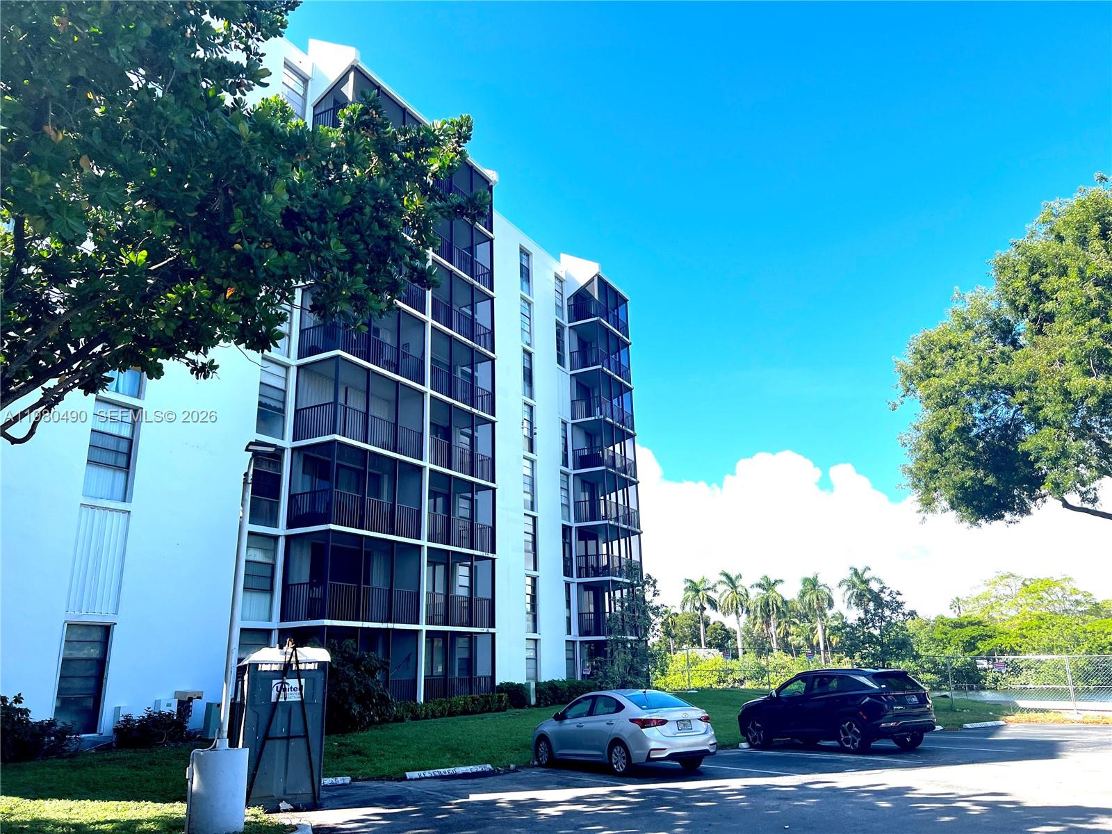 3475 N Country Club Drive 716, Aventura, FL 33180, Aventura