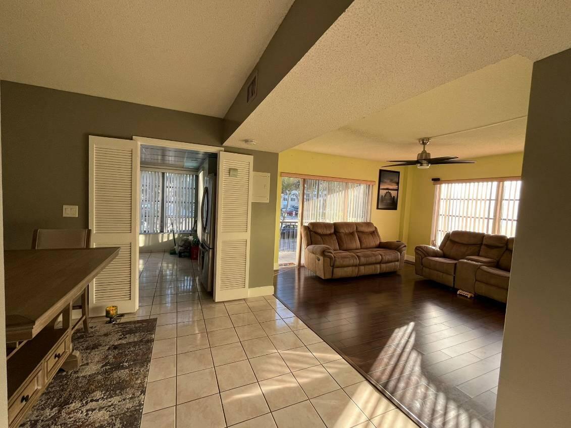 4170 Inverrary Drive 211, Lauderhill, FL 33319, Lauderhill