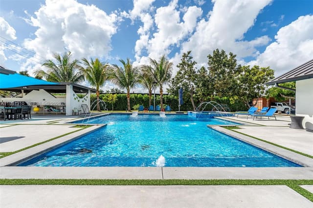 23140 SW 187th Avenue, sold in Redlands, Miami, FL