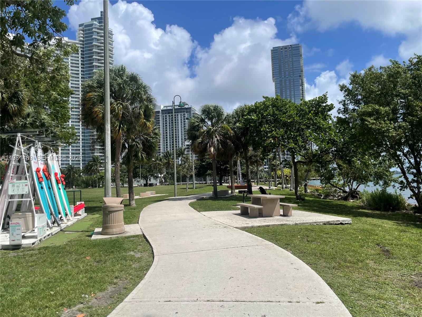 1750 N Bayshore Drive 2814, Miami, FL 33132, Miami
