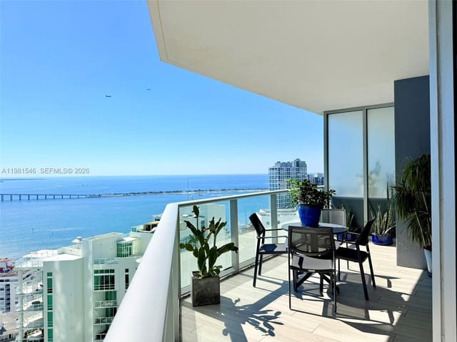 1300 Brickell Bay Drive 3406, sold in Brickellhouse, Miami, FL