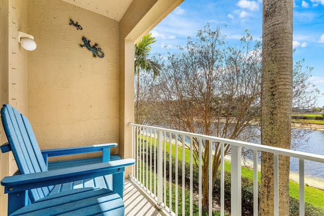 4931 Bonsai Circle 201, sold in Legends At The Gardens Condo, Palm Beach Gardens, FL