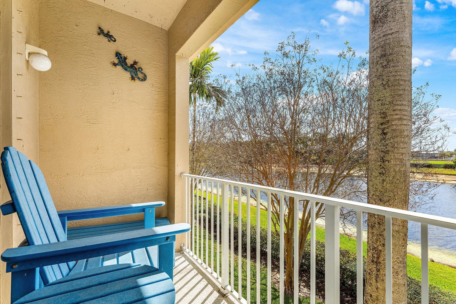 4931 Bonsai Circle 201, Palm Beach Gardens, FL 33418