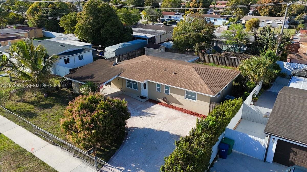 5511 NW 180th Terrace — photo 6