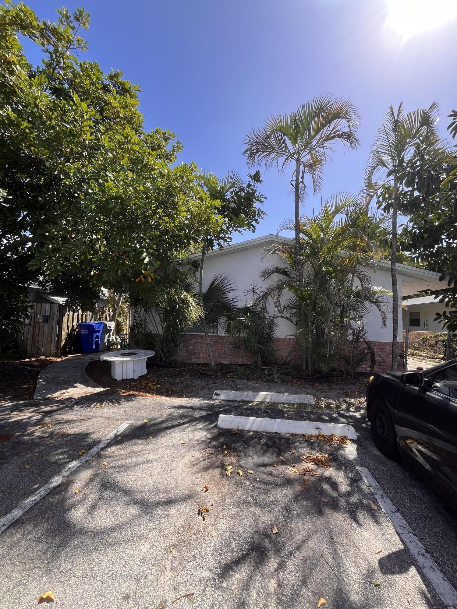 1304 NE 4th Street, Pompano Beach, FL 33060, Pompano Beach