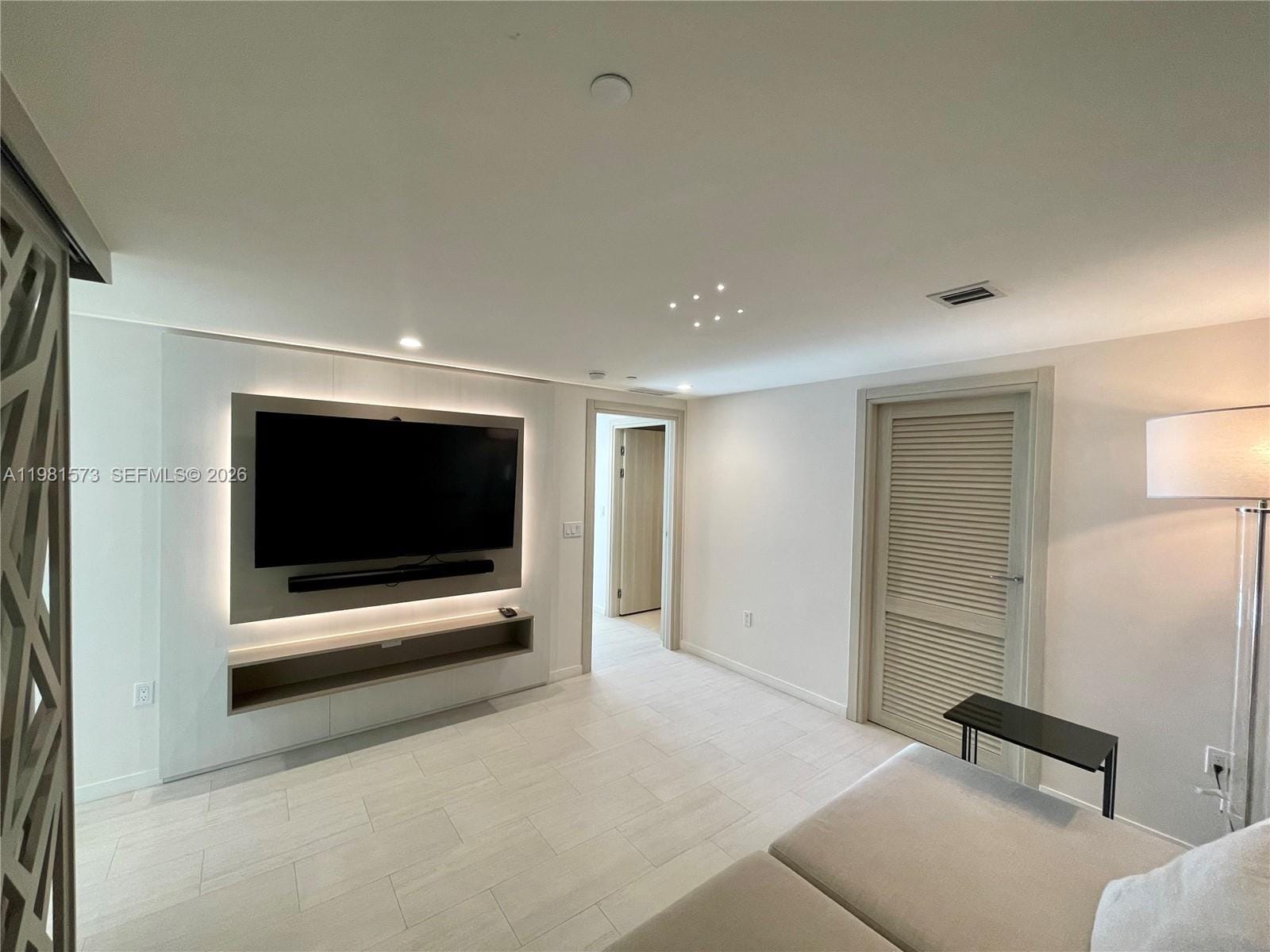 1000 Brickell Plaza 4410, Miami, FL 33131 photo 11