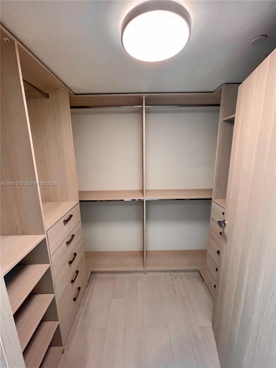 1000 Brickell Plaza 4410, Miami, FL 33131 photo 23