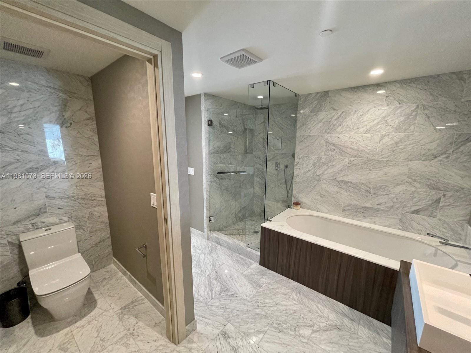 1000 Brickell Plaza 4410, Miami, FL 33131 photo 26