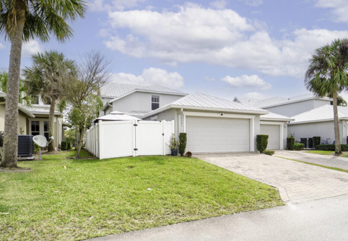 10487 SW Westlawn Boulevard, Port St. Lucie, FL 34987 photo 21
