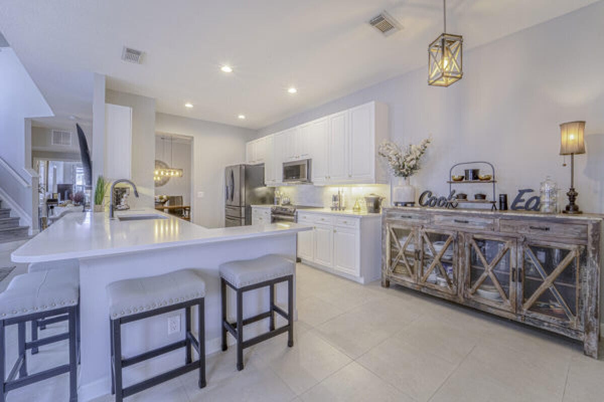 10487 SW Westlawn Boulevard — photo 7
