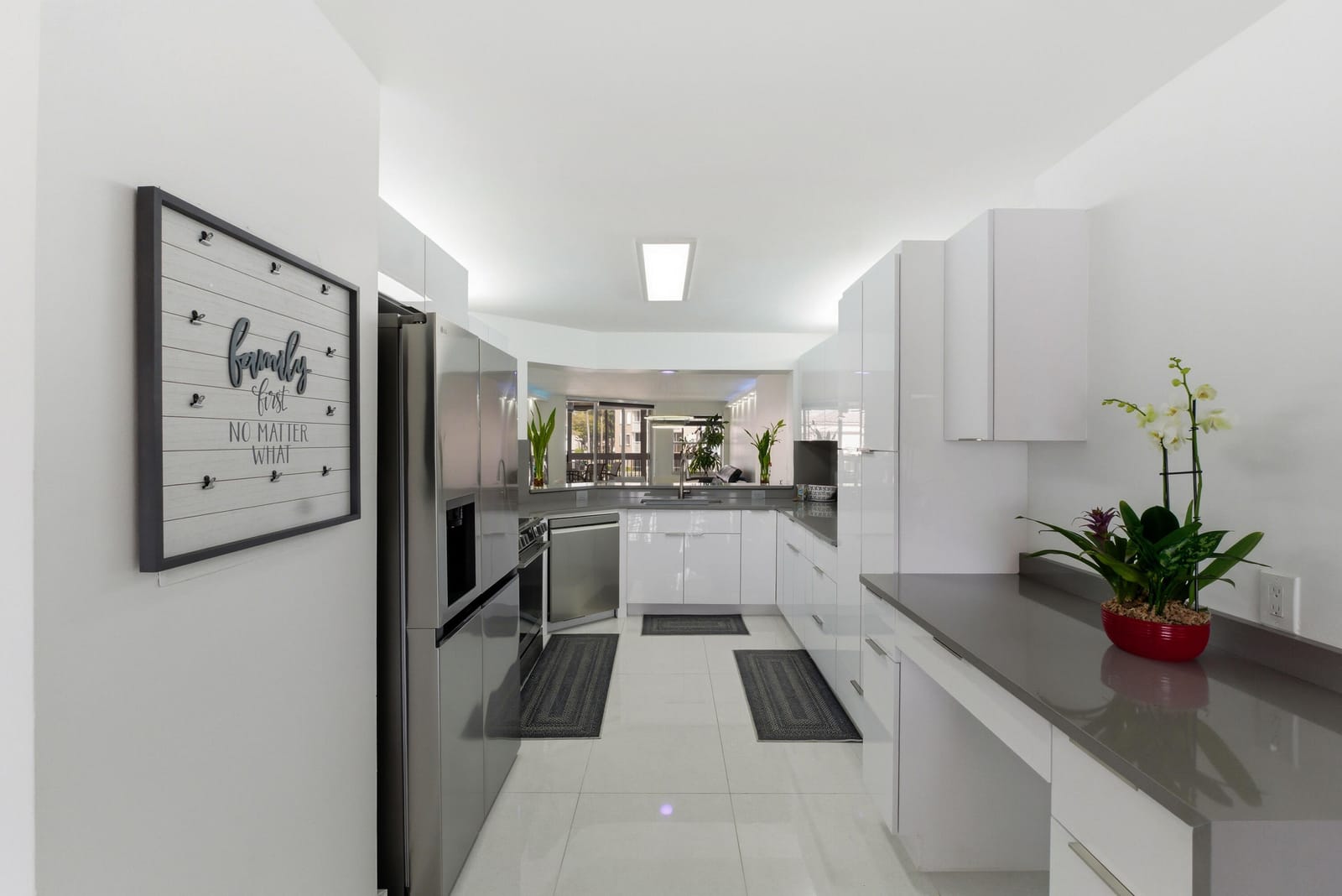7524 Granville Drive 201 — photo 5