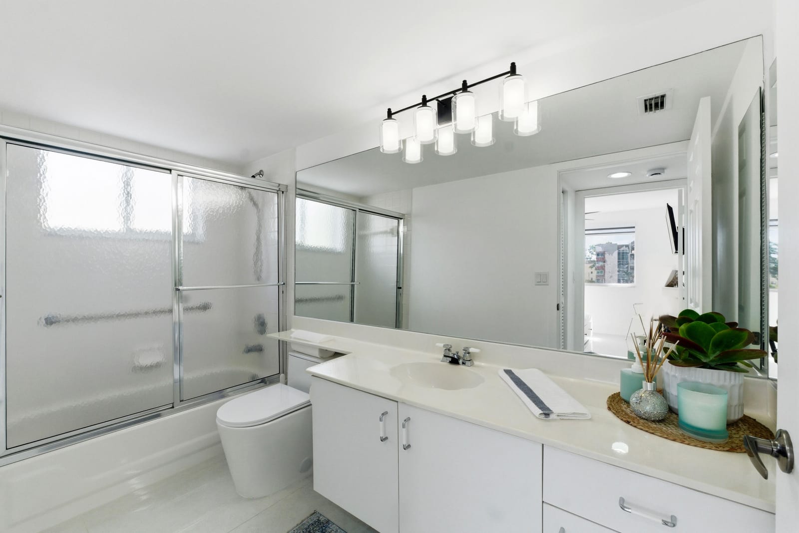 7524 Granville Drive 201 — photo 9