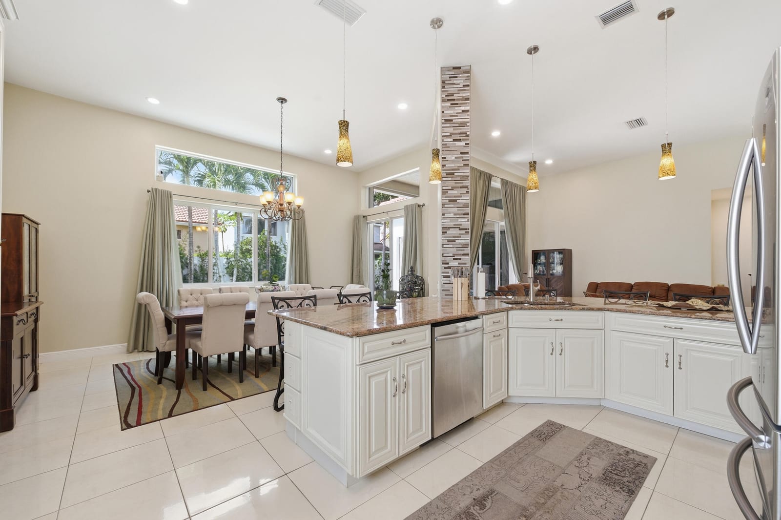 1294 Camellia Circle, Weston, FL 33326 photo 11
