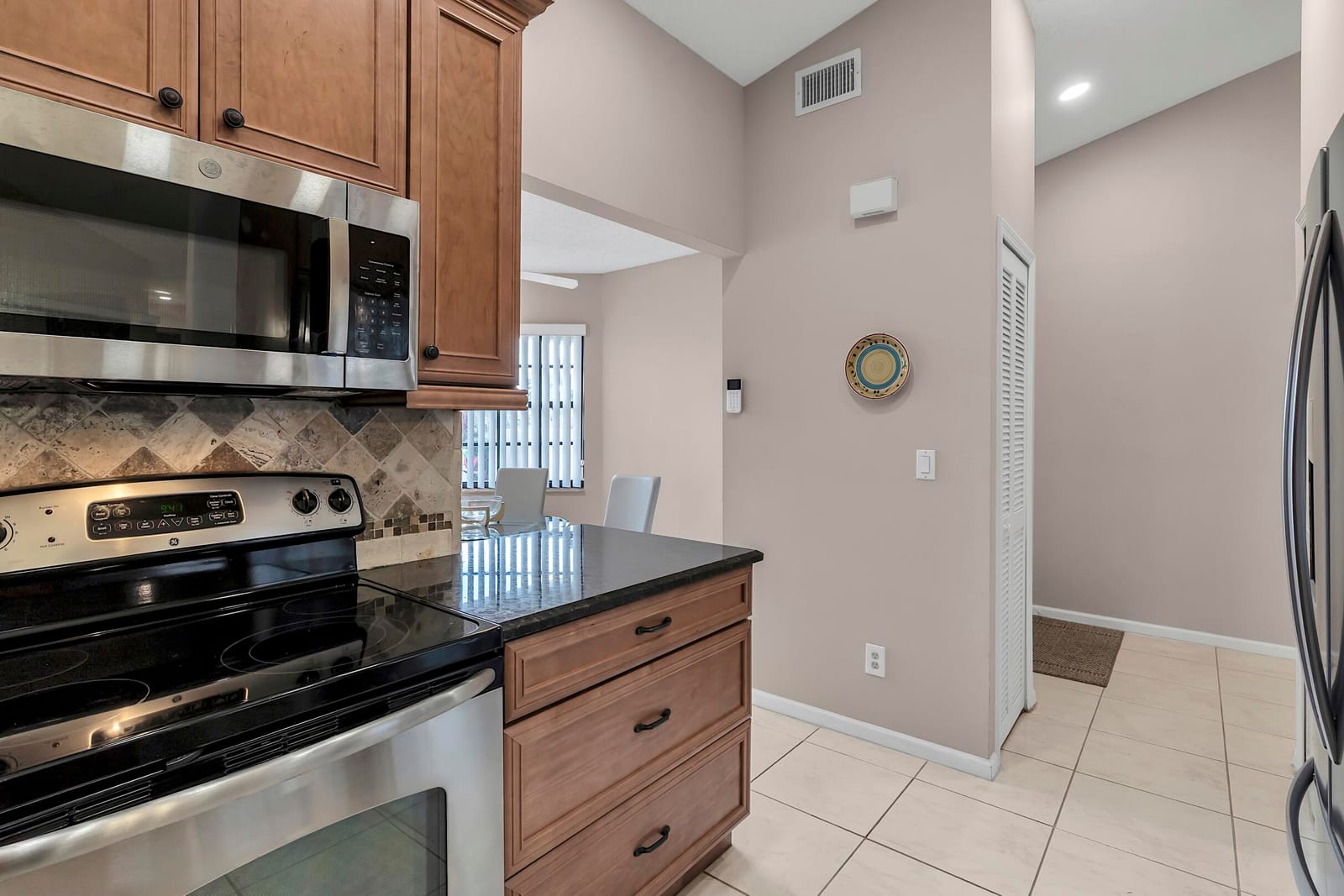 8322 Mooring Circle, Boynton Beach, FL 33472 photo 11