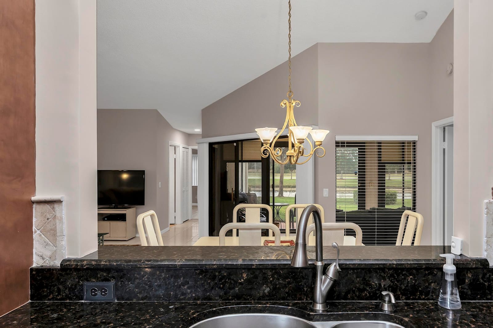 8322 Mooring Circle, Boynton Beach, FL 33472 photo 12