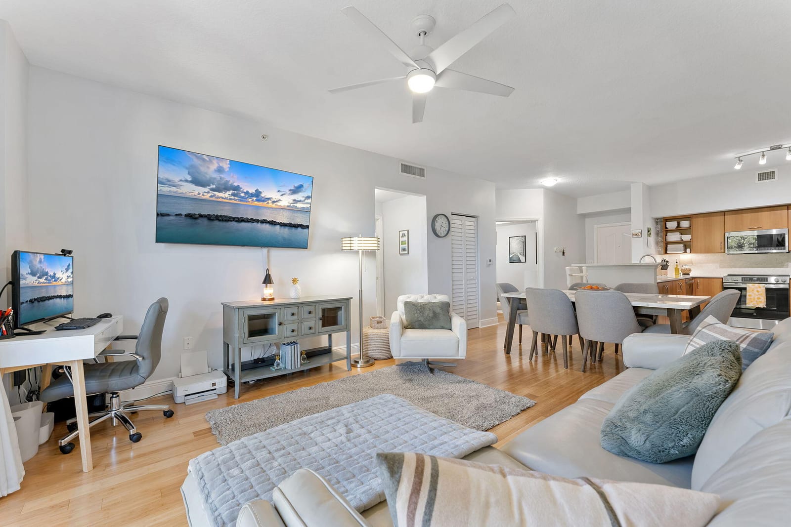 255 NE 3rd Avenue Unit 2307, Delray Beach, FL 33444 photo 2