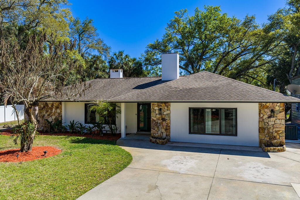 4233 1st Street SW, Vero Beach, FL 32968 photo 2