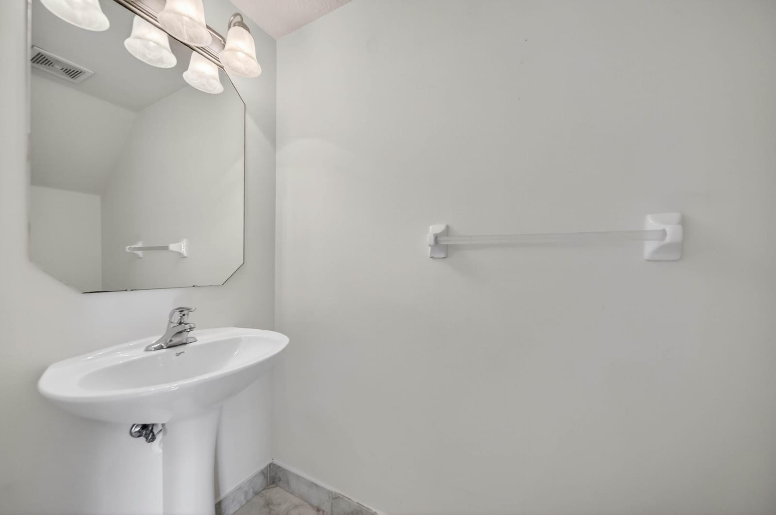 5313 SE Jennings Lane — photo 10
