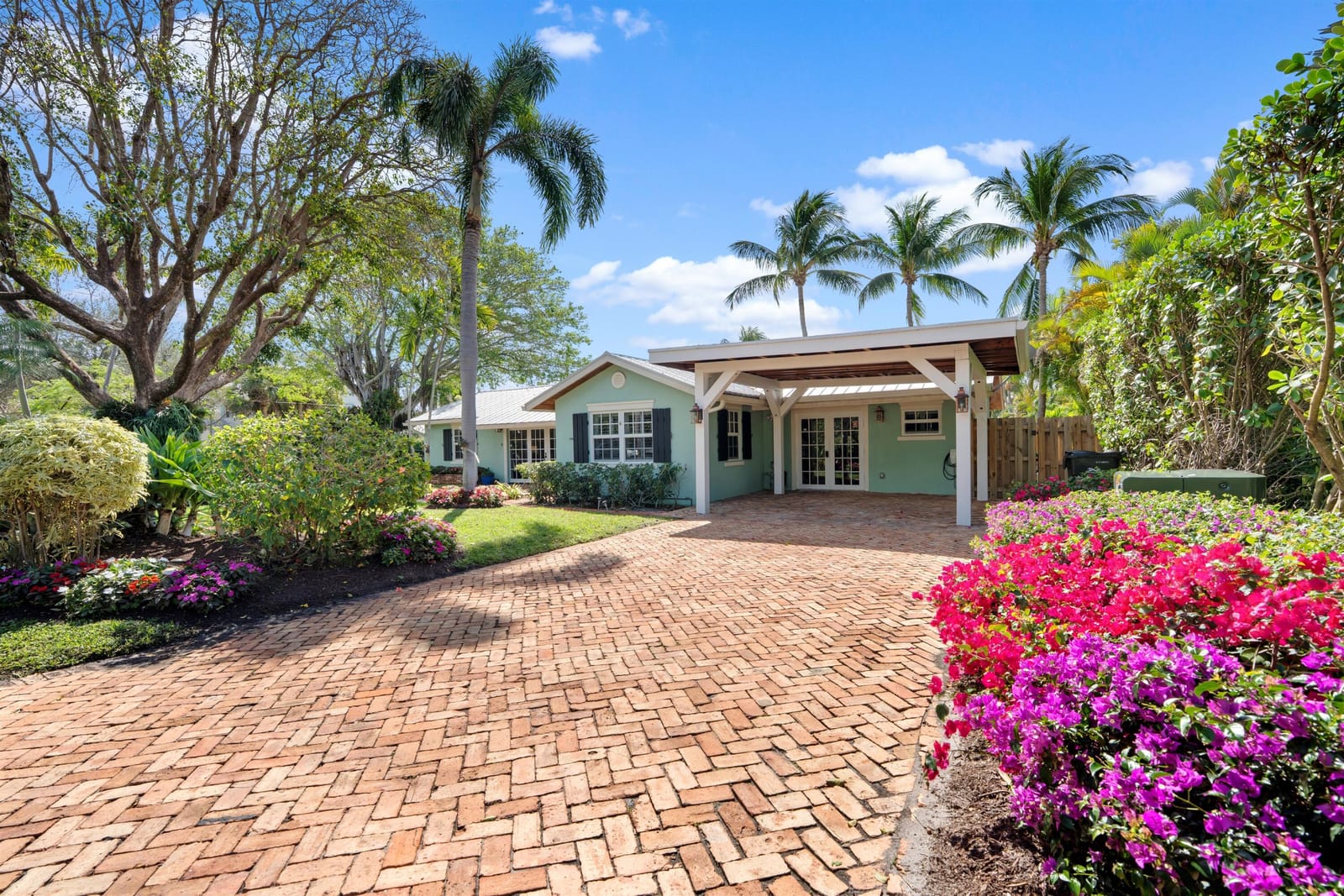 402 Lake Drive, Delray Beach, FL 33444 photo 2
