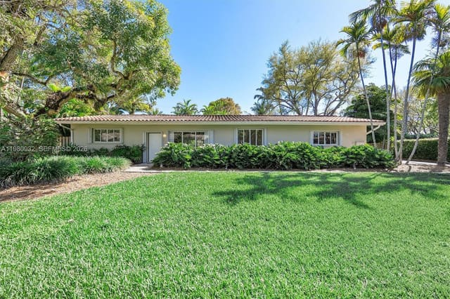 8300 SW 119th Street, sold in Kendalwood Estates, Miami, FL