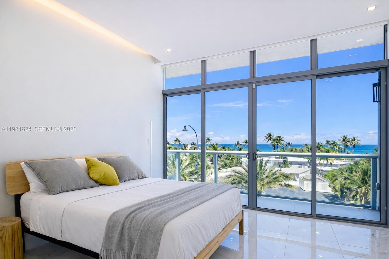 2890 N Ocean Drive, Hollywood, FL 33019 photo 11
