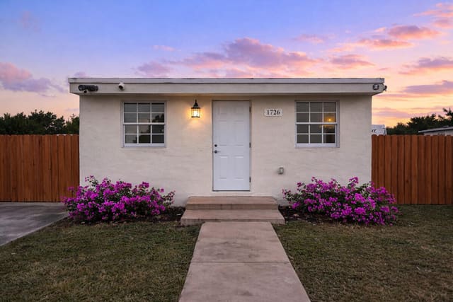 12130 SW 215th Street, sold in Dixie Pines 2nd Rev, Miami, FL