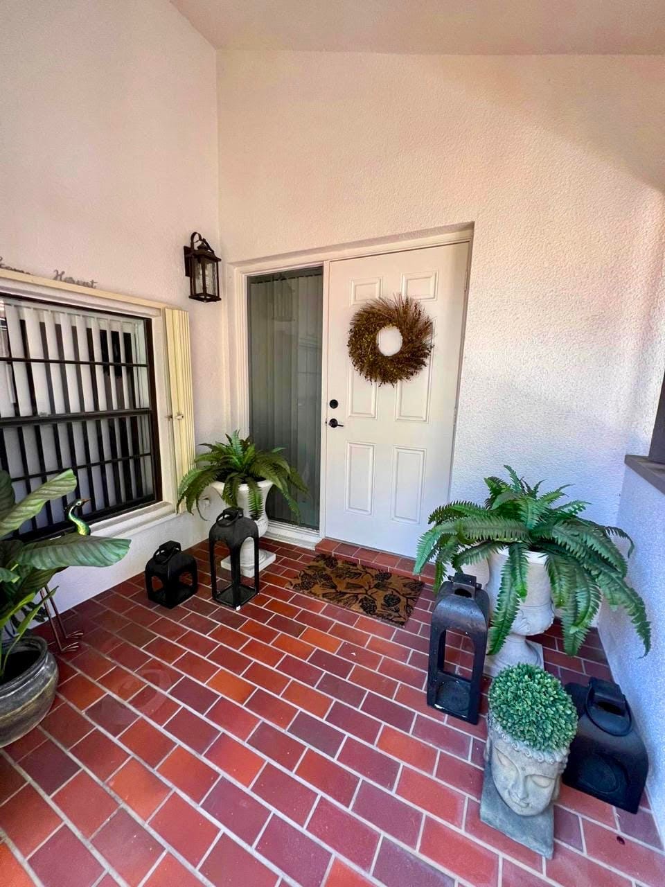 665 Hollows Circle — photo 2