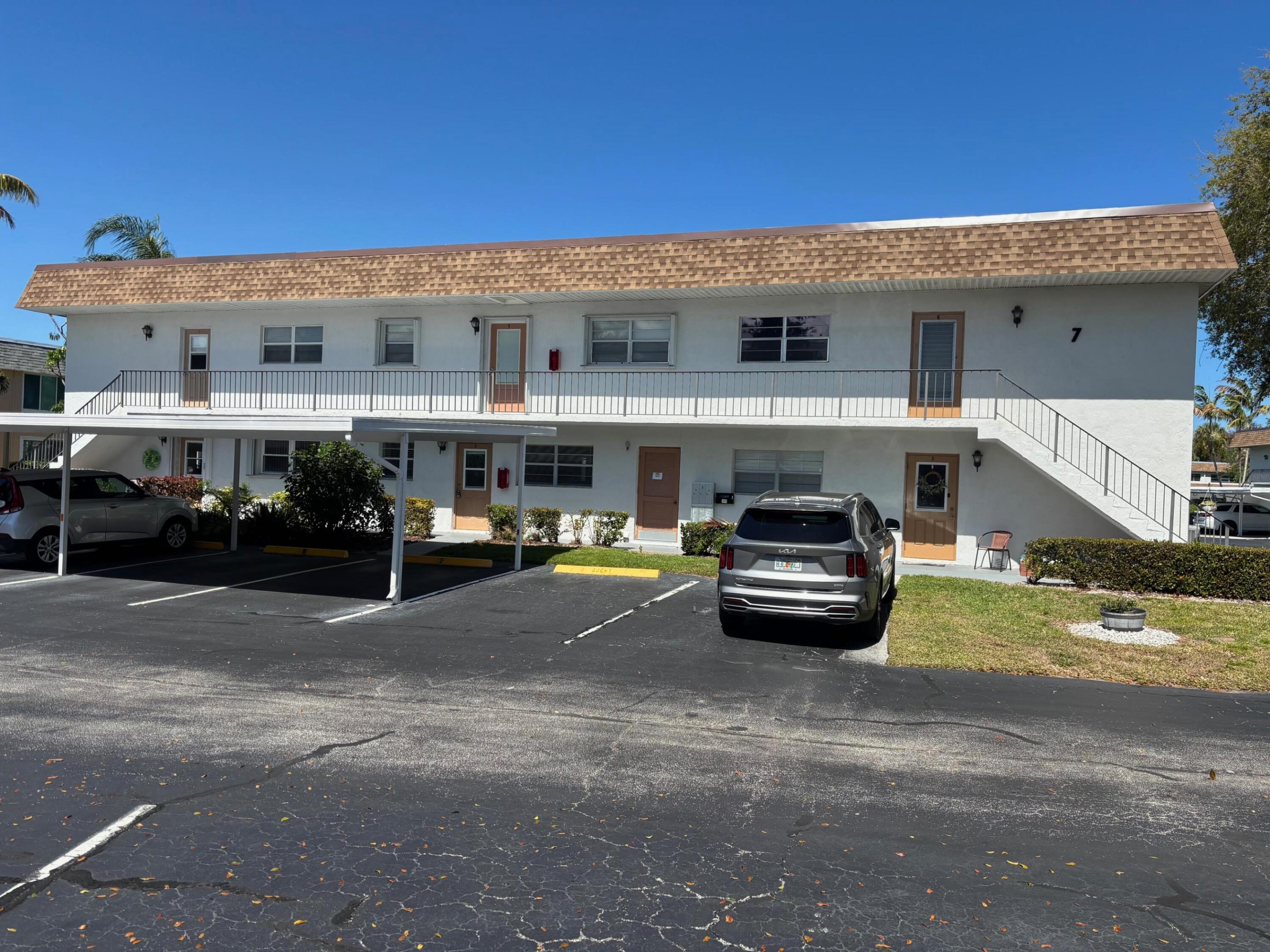 2950 SE Ocean Boulevard 7-5, Stuart, FL 34996, Stuart