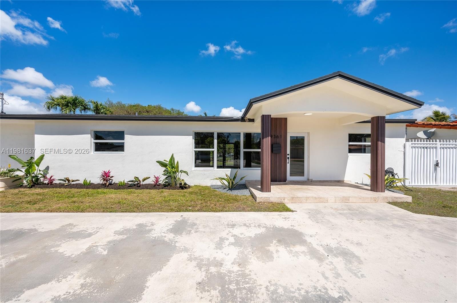 9361 SW 16th Street, Miami, FL 33165