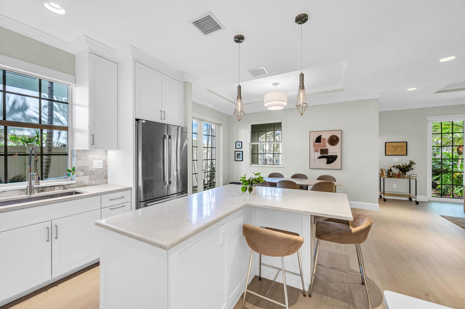449 NE 16th Avenue, Fort Lauderdale, FL 33301 photo 12