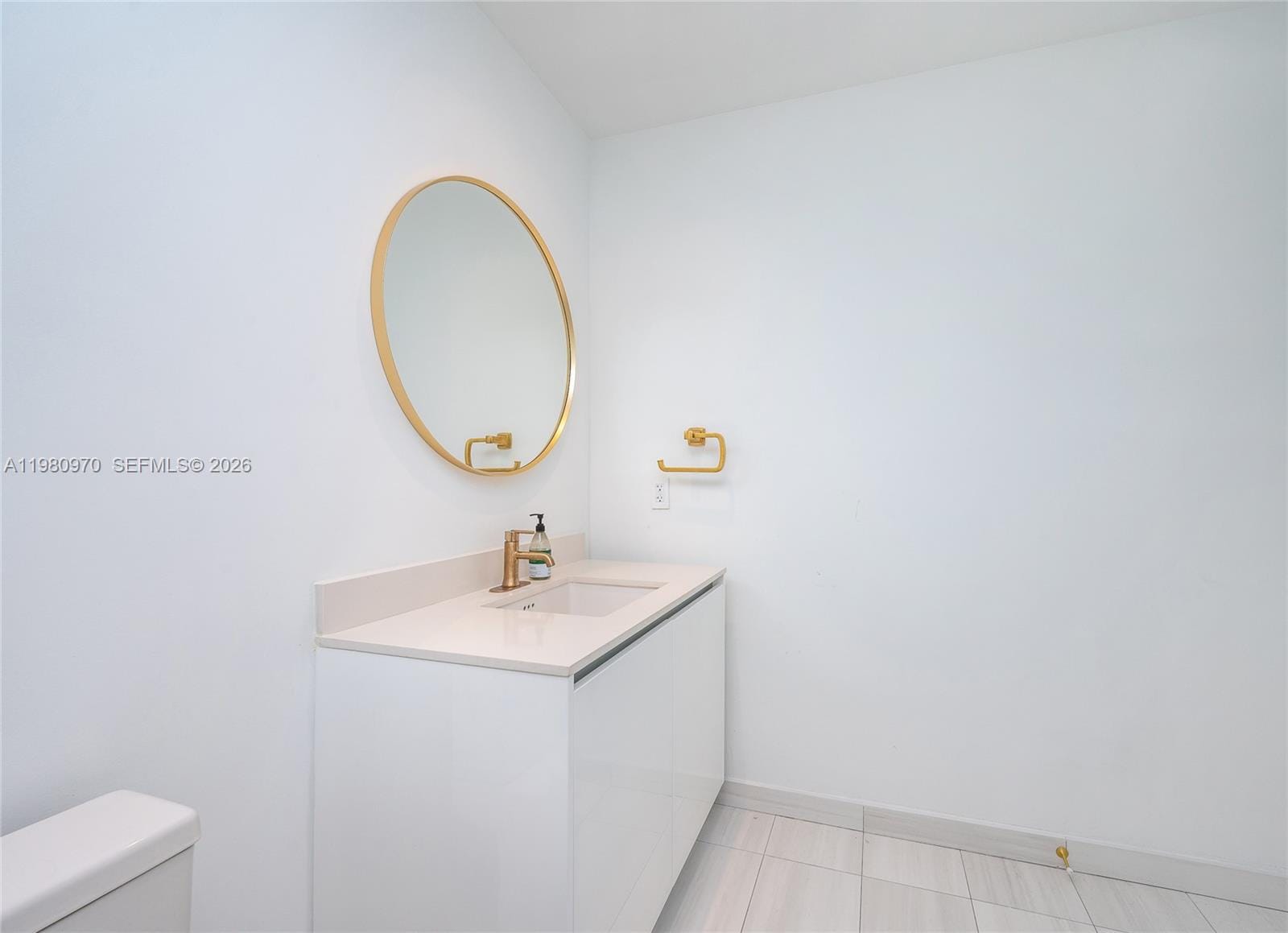 2678 Tigertail Avenue 413, Miami, FL 33133 photo 8
