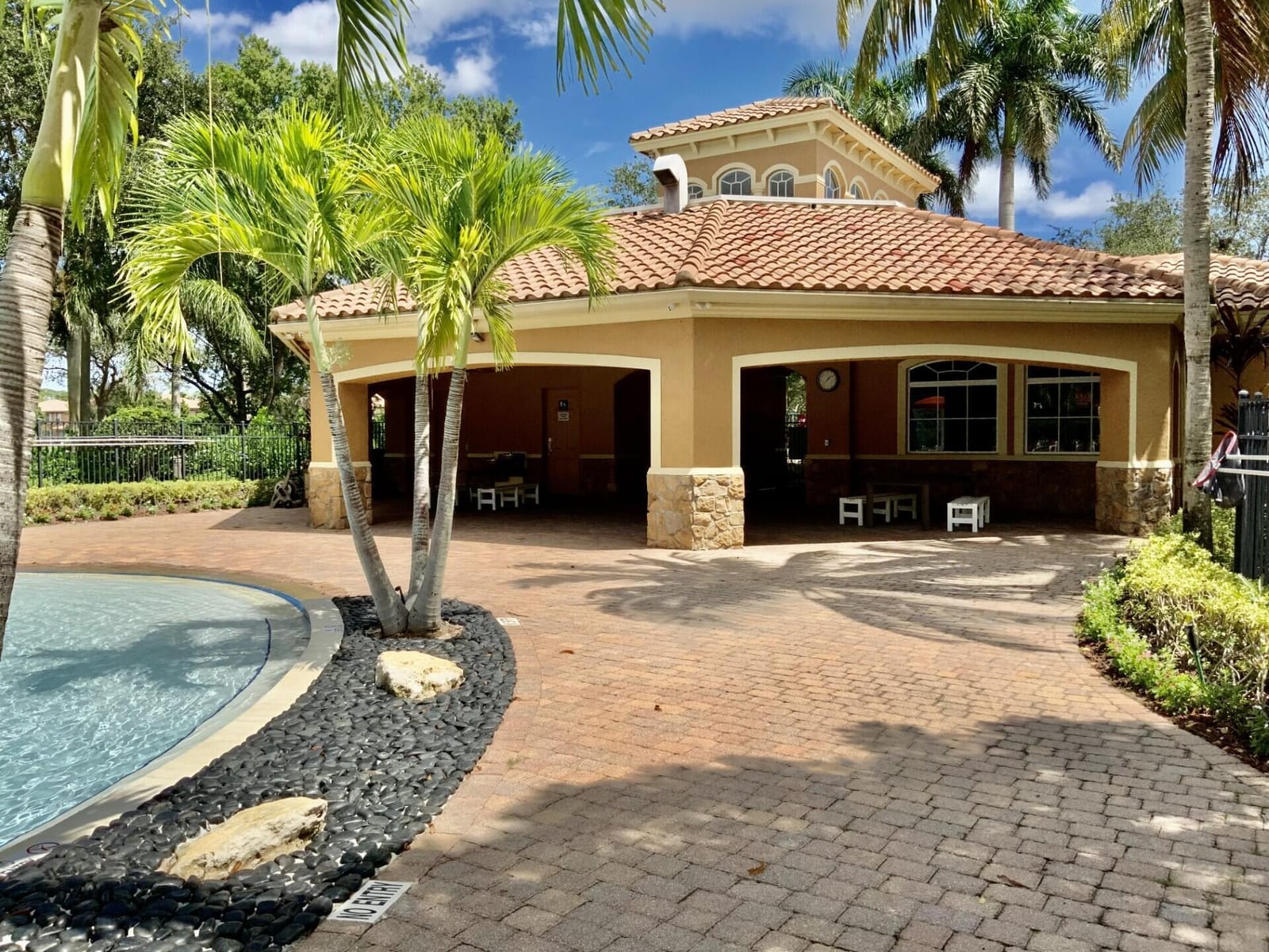 532 Gazetta Way, West Palm Beach, FL 33413 photo 29