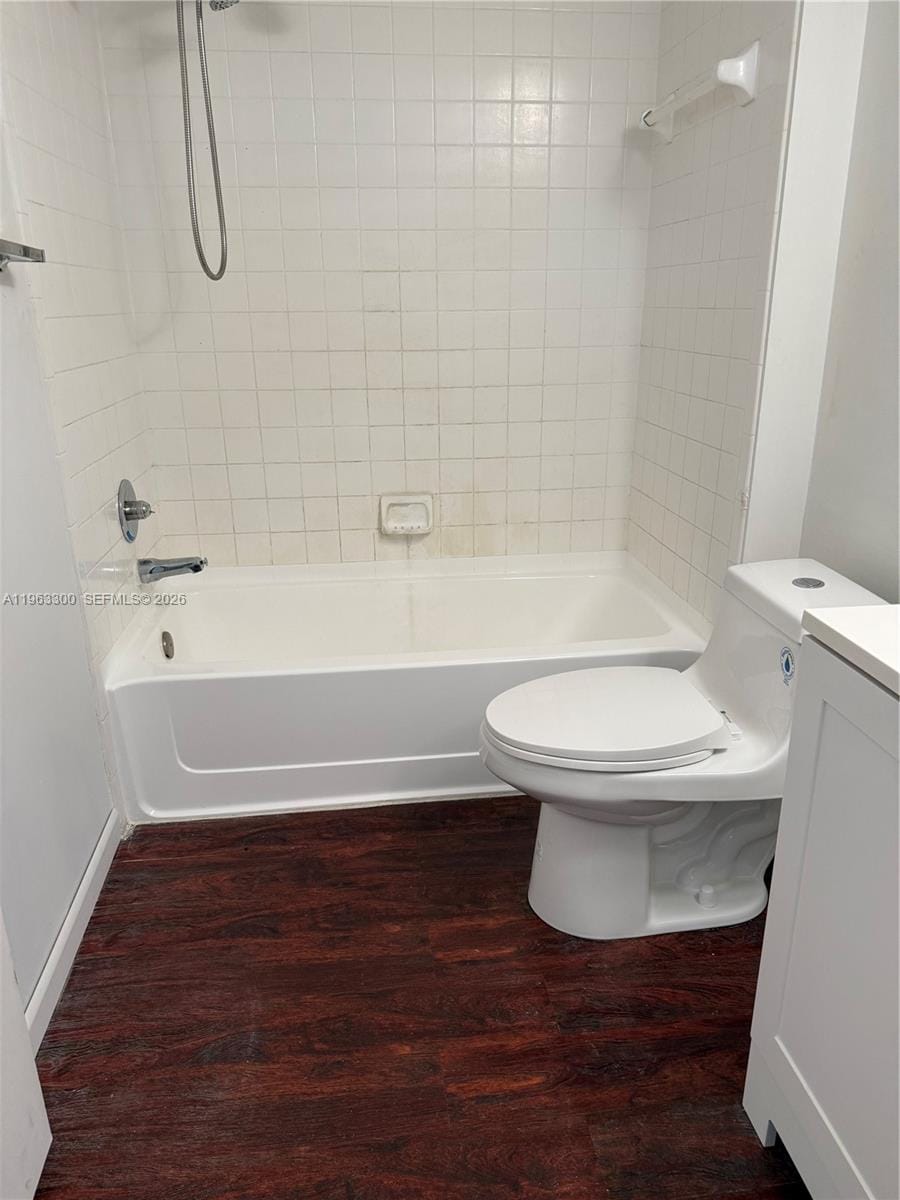 9999 Summerbreeze Drive 101 — photo 10