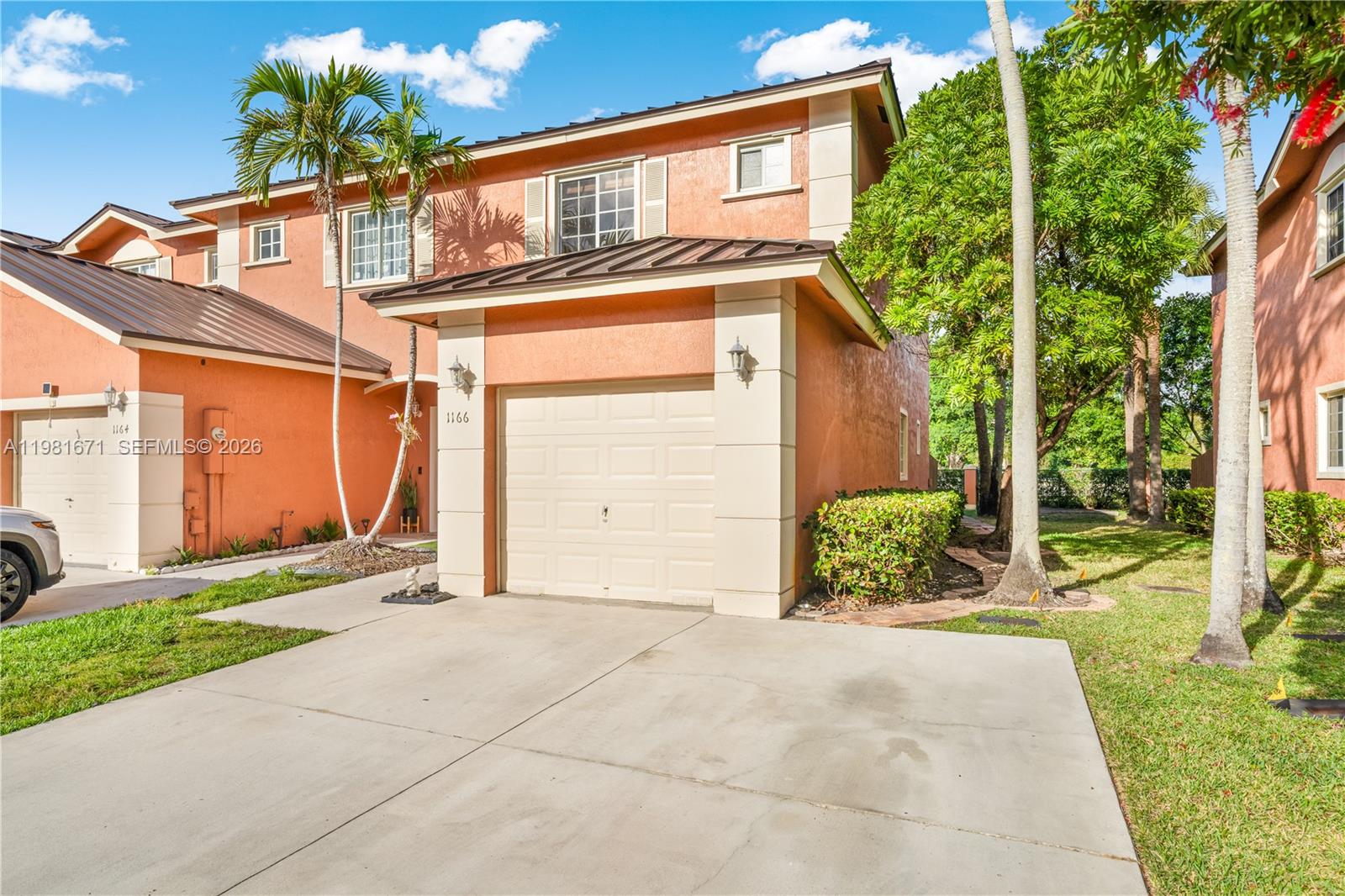 1166 NW 100th Avenue, Pembroke Pines, FL 33024, Pembroke Pines