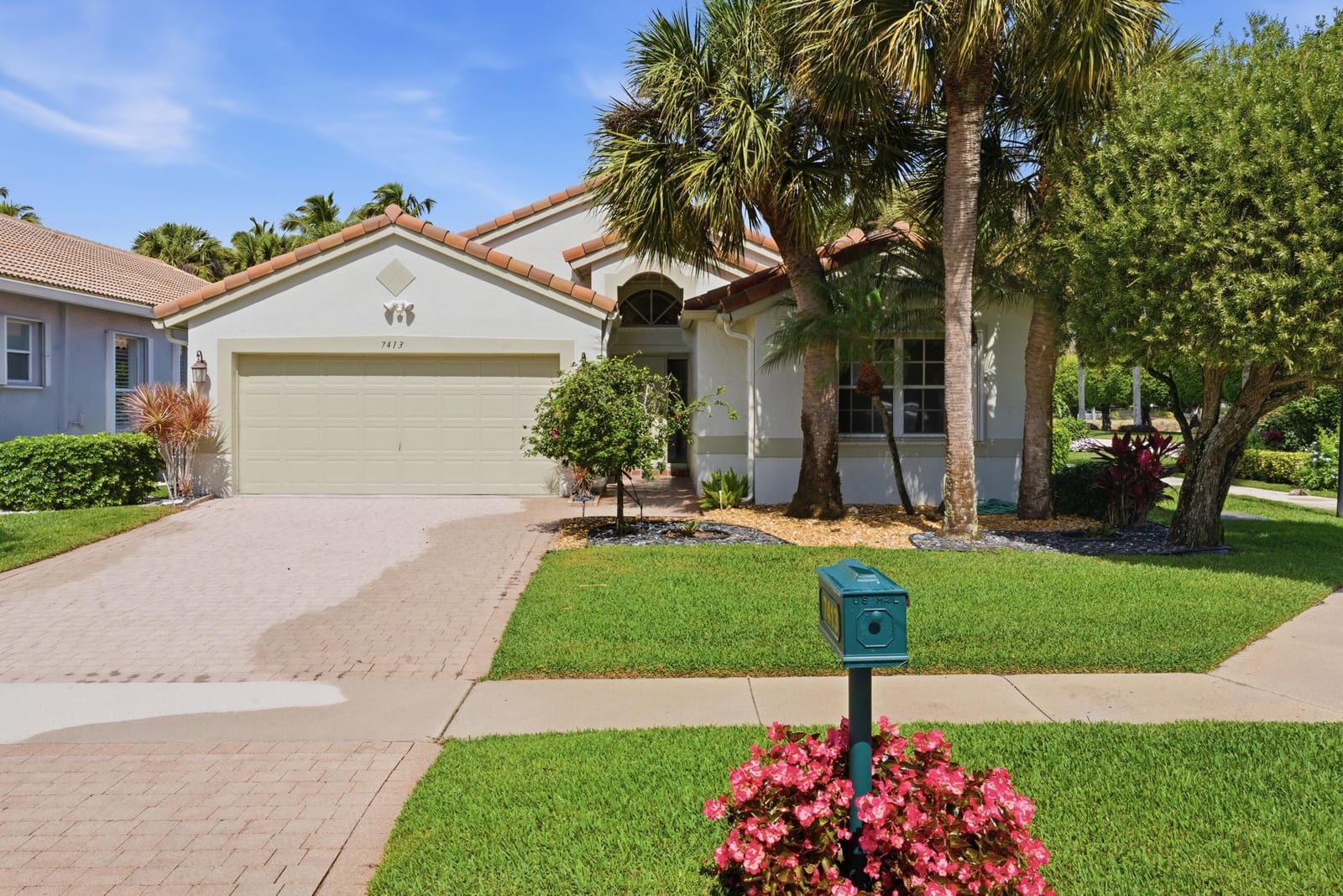 7413 Haviland Circle, Boynton Beach, FL 33437 photo 2