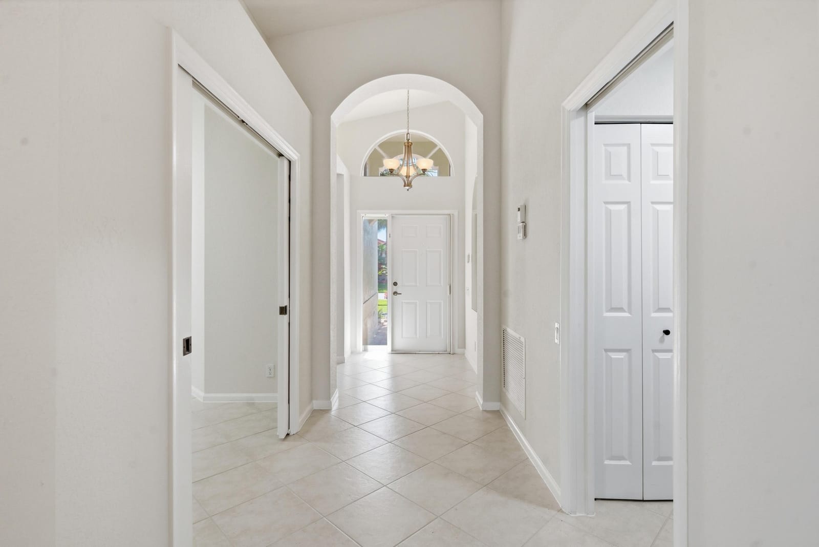 7413 Haviland Circle, Boynton Beach, FL 33437 photo 4
