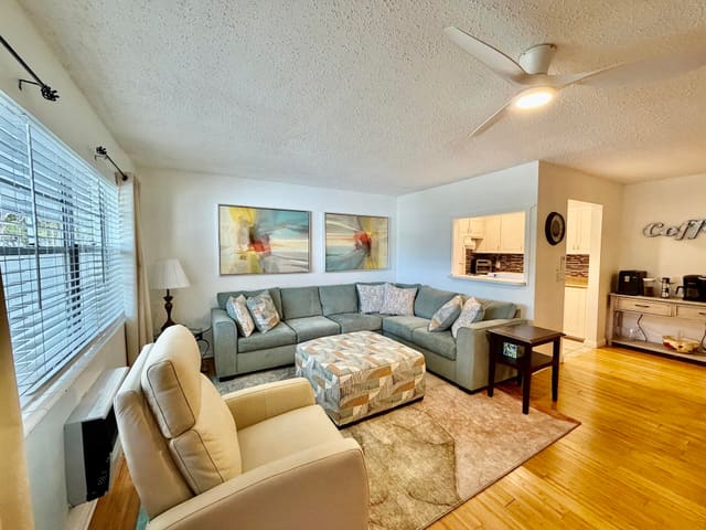 335 Durham J, Durham J, Deerfield Beach, FL