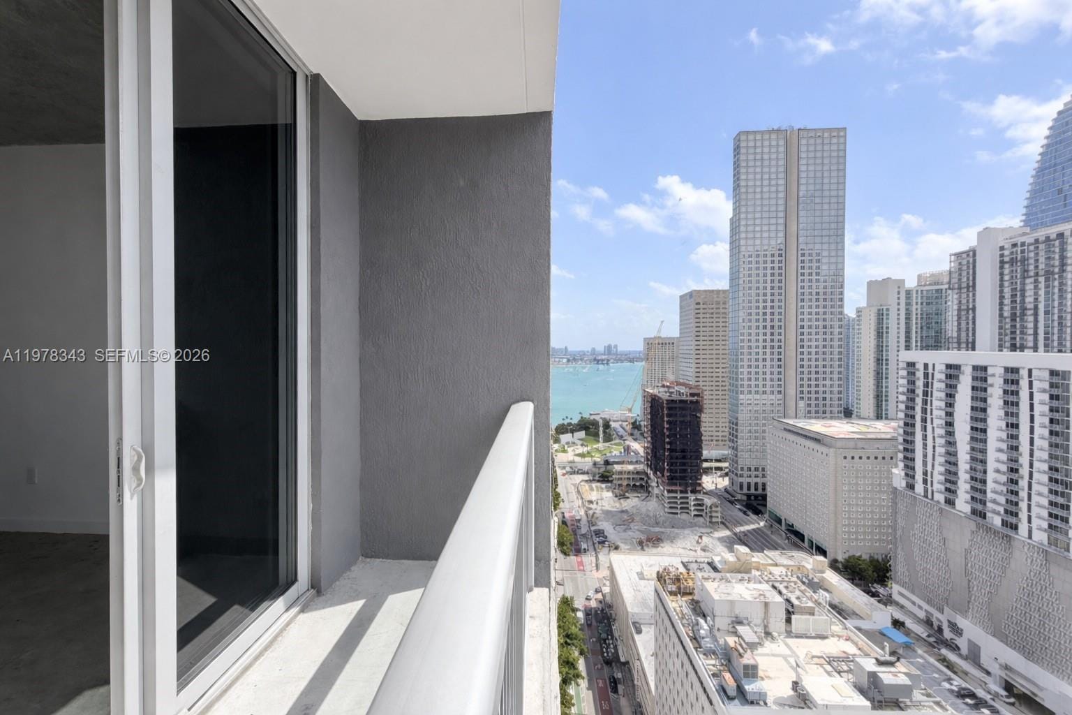 151 SE 1st Street 3007, Miami, FL 33131 photo 1