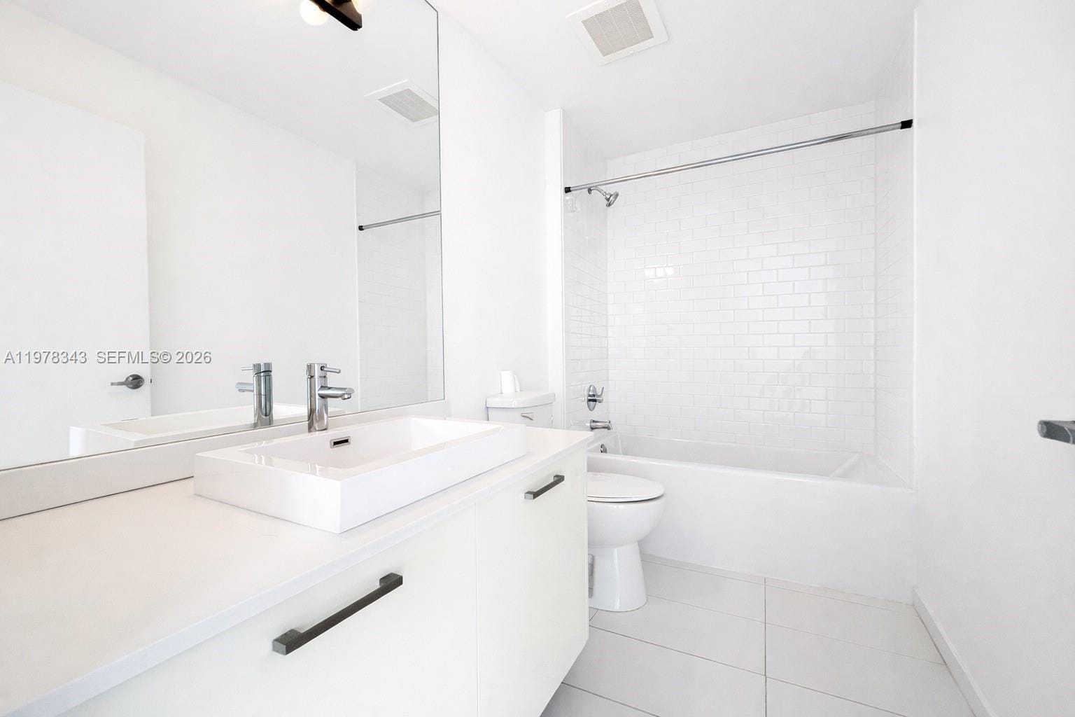 151 SE 1st Street 3007, Miami, FL 33131 photo 6