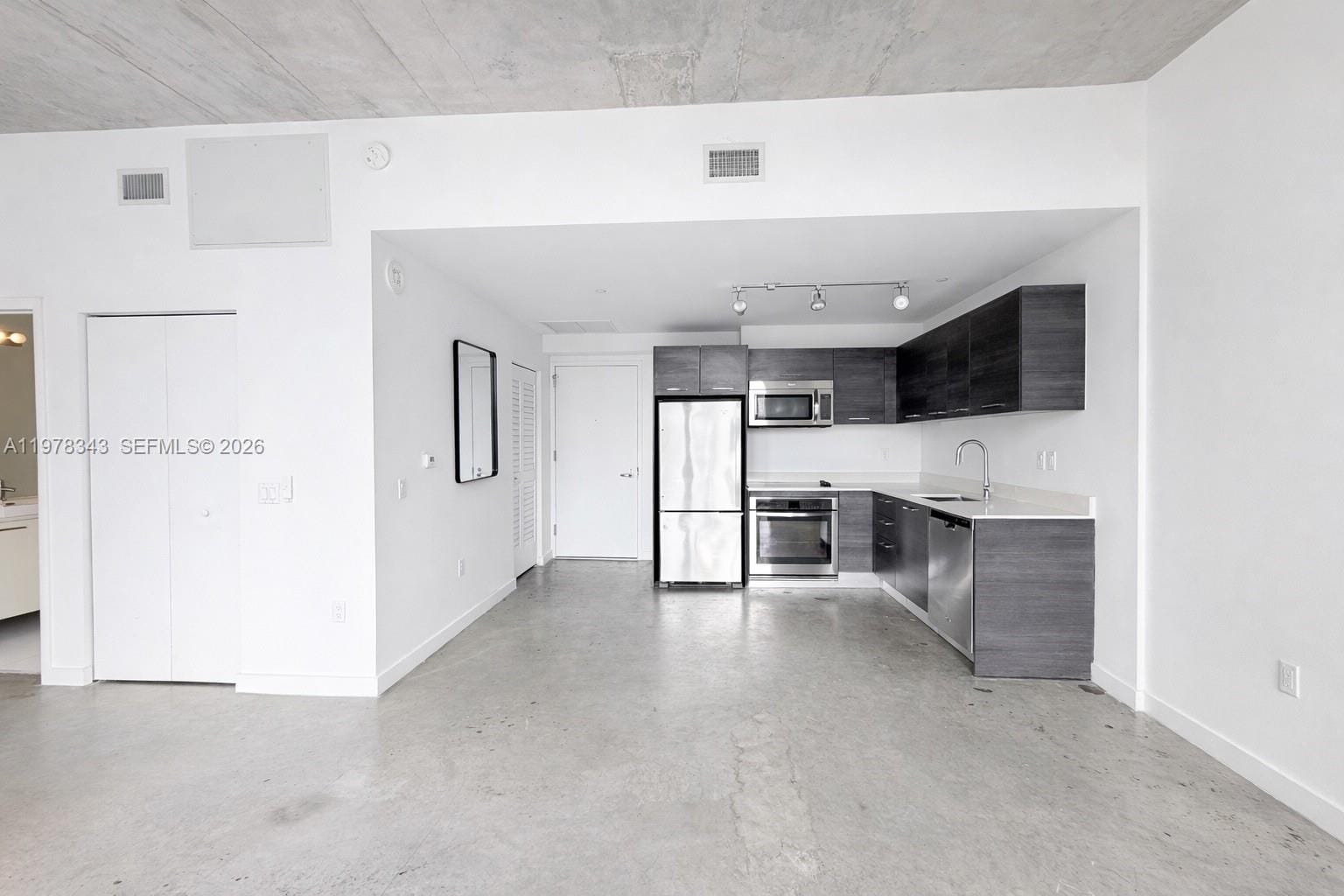 151 SE 1st Street 3007, Miami, FL 33131 photo 7
