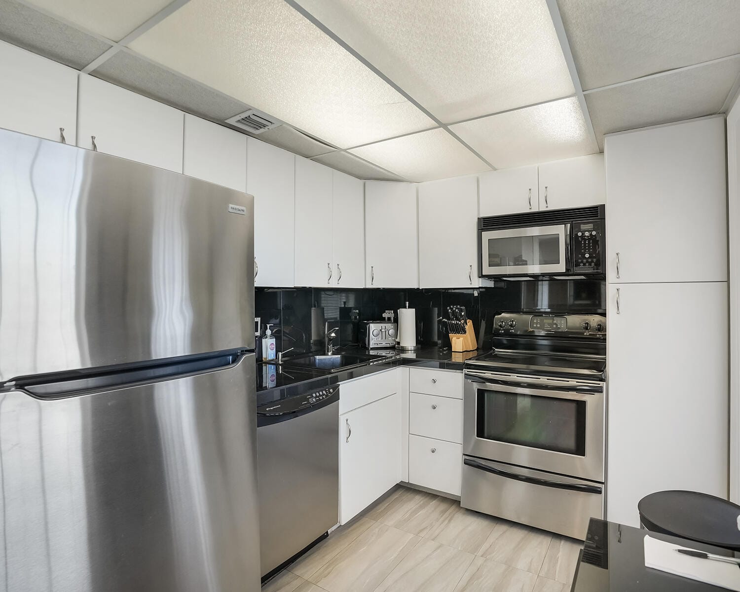 2671 S Course Drive 907, Pompano Beach, FL 33069 photo 11