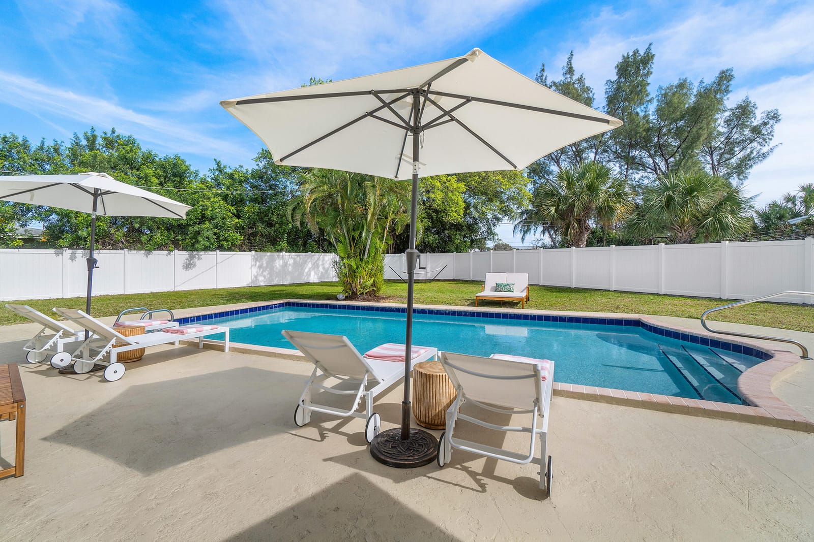 4300 Brooks Avenue, West Palm Beach, FL 33407 photo 2