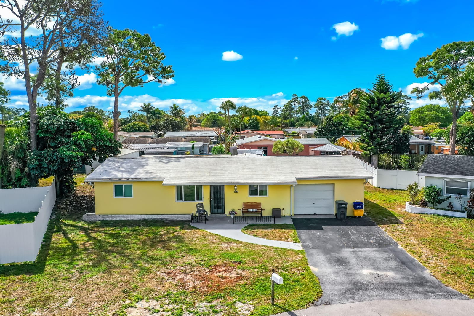 691 Snead Circle, West Palm Beach, FL 33413