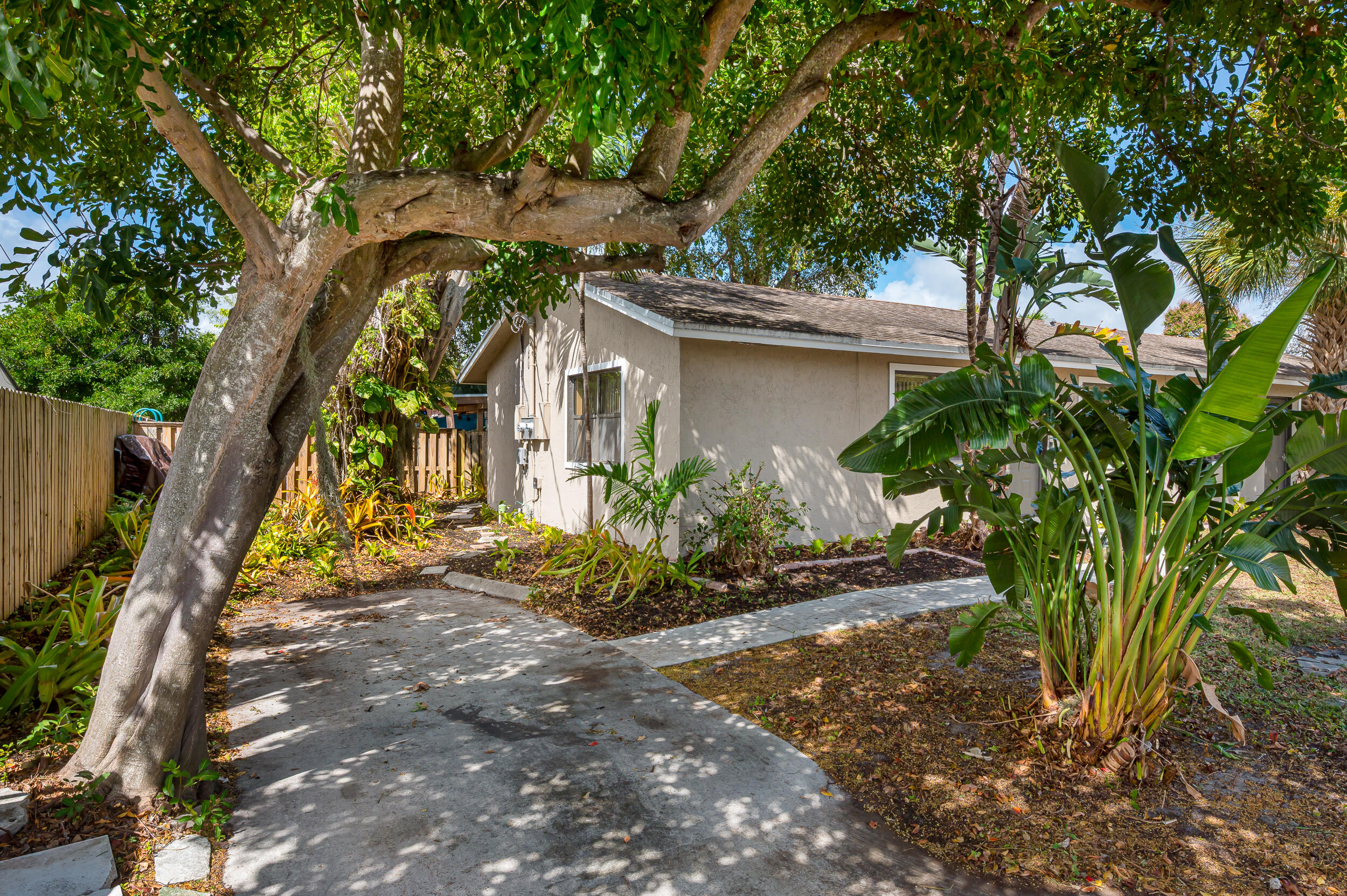 1010 NE 16th Street NE, Fort Lauderdale, FL 33304, Fort Lauderdale