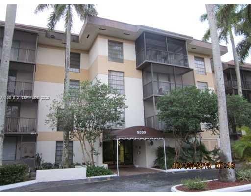 5530 NW 44th Street 411C, Inverwood, Lauderhill, FL
